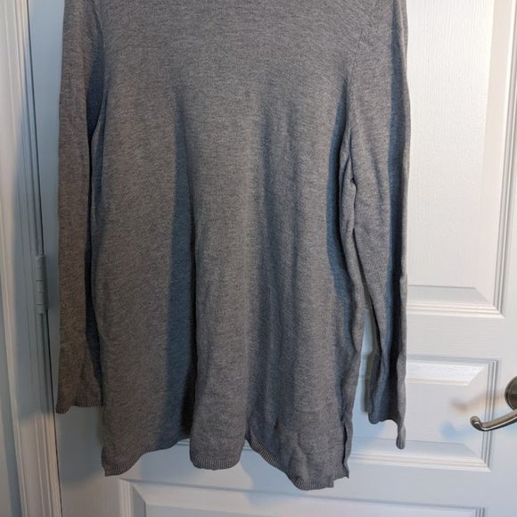 Chico's Turtleneck Tunic Sweater  Size 3 - Picture 2 of 4